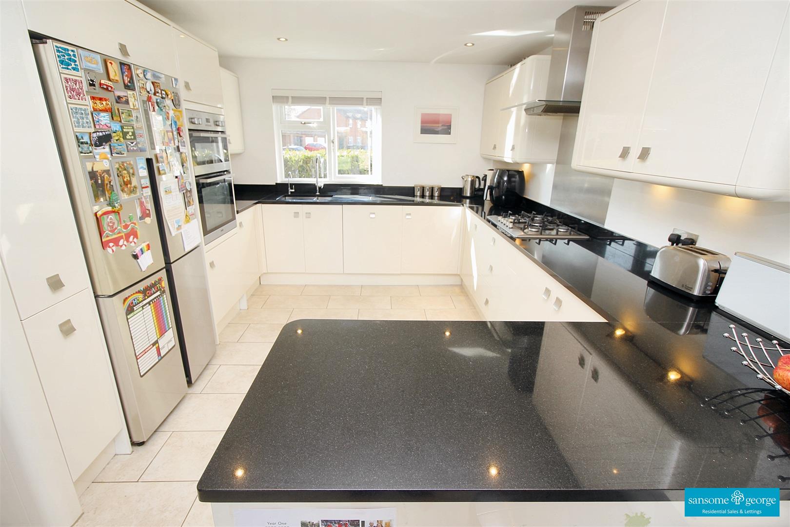 Huscarle Way, Tilehurst, Reading